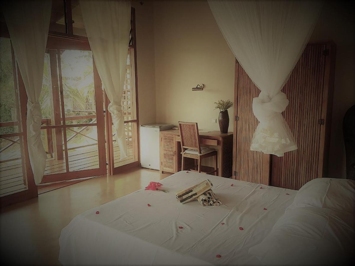 Waterfall Accomodation Port Glaud Εξωτερικό φωτογραφία