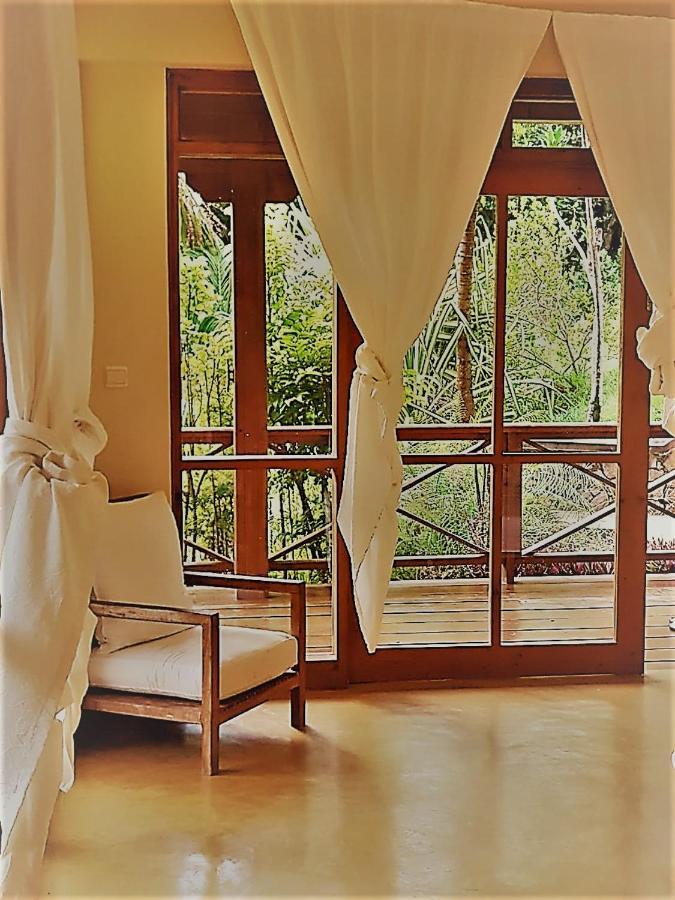 Waterfall Accomodation Port Glaud Εξωτερικό φωτογραφία